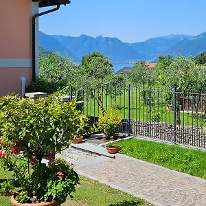 Appartement With Garden And Parking, Bellagio